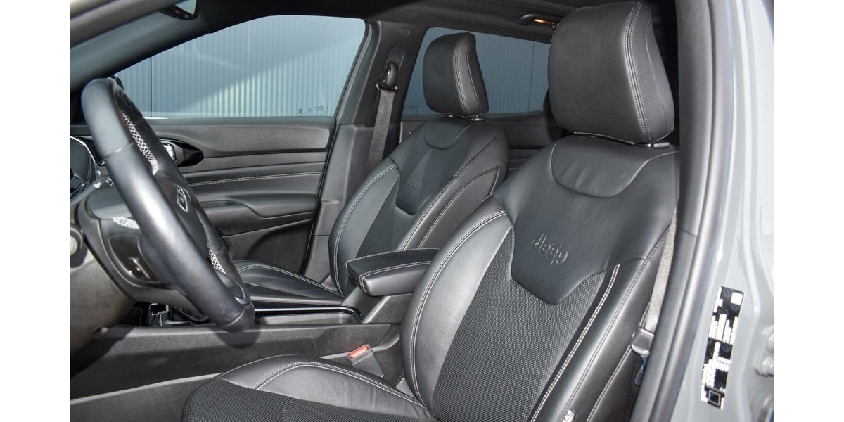 Jeep Compass PHEV S 1.3l A/T 4xe 71.100 km 24.490 &euro; Höchberg-Würzburg 97204