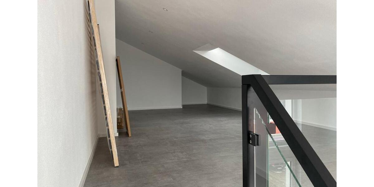 Maisonettenwohnung Estenfeld - 4 Zimmer, 115 m&sup2;, 1.850&euro; | Angebot:26602942