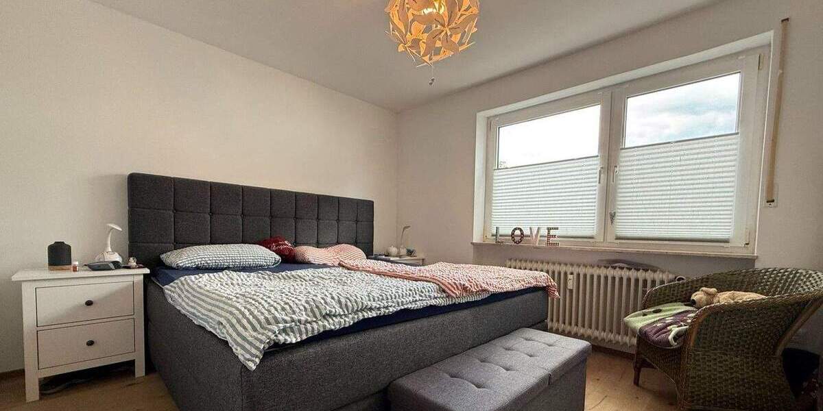 Etagenwohnung Veitshöchheim - 4 Zimmer, 101 m&sup2;, 399.000&euro; | Angebot:25139715