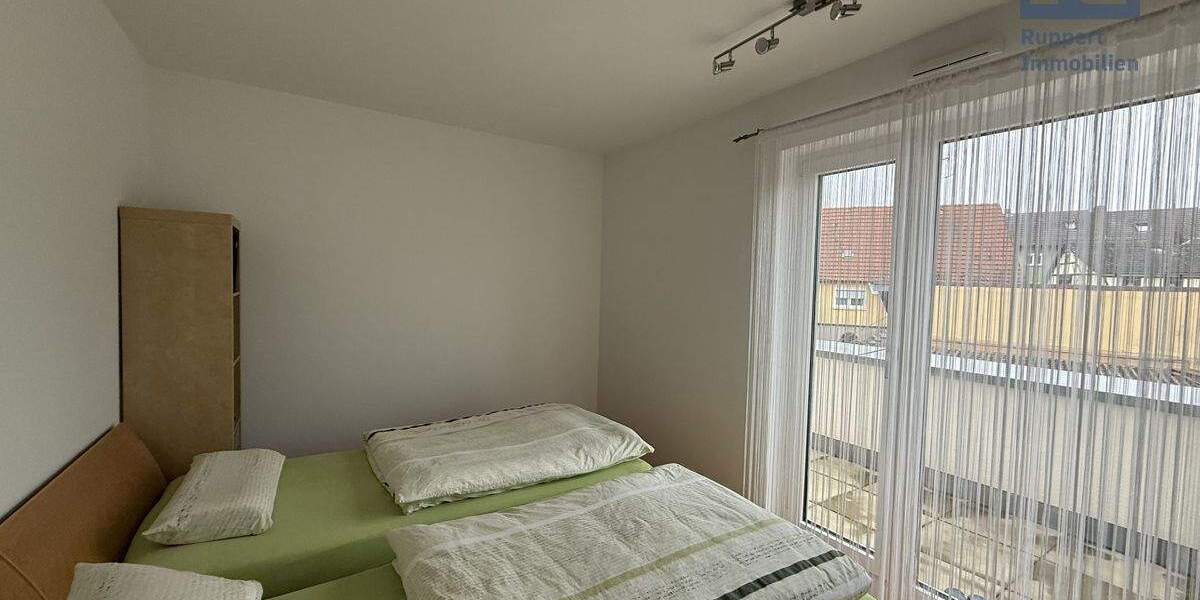 Etagenwohnung Eisingen - 3 Zimmer, 74 m&sup2;, 900&euro; | Angebot:25108723