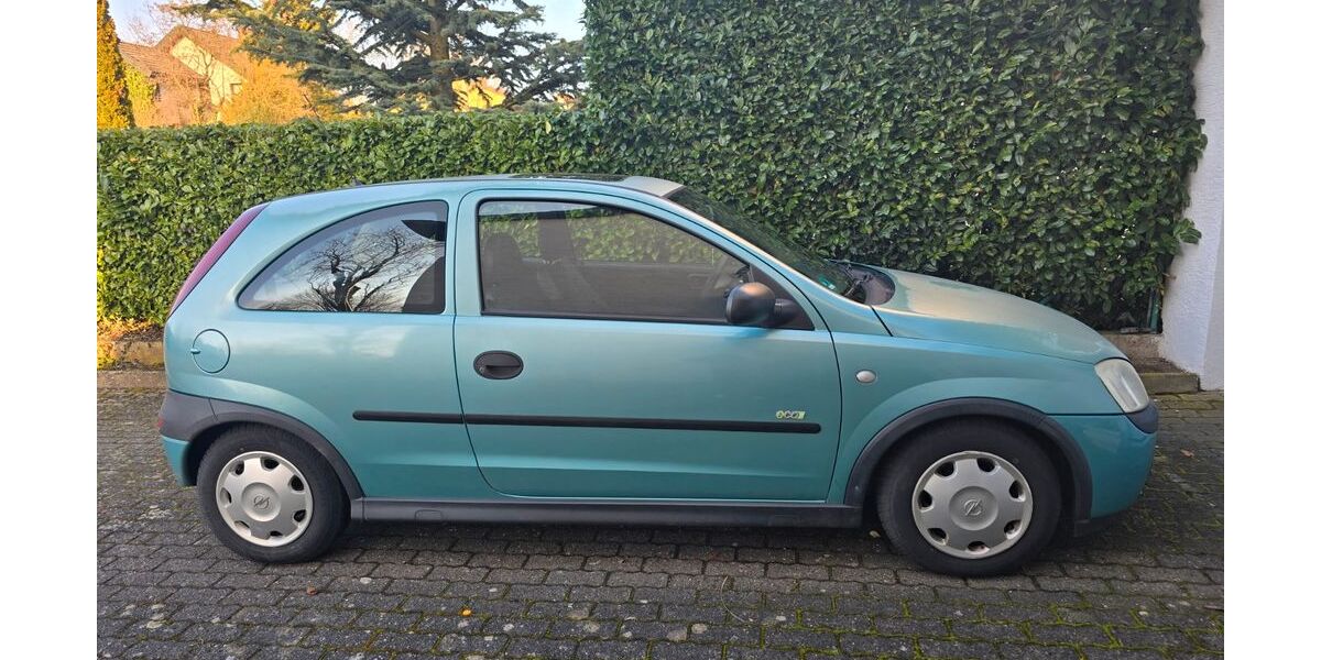 Opel Corsa 136.000 km 1.950 &euro; Kürnach 97273