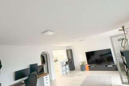 Wohnung zum Mieten in Waldbüttelbrunn 430 € 45 m² 1 zimmer