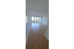 2-Zimmer Wohnung mit Loggia zimmer