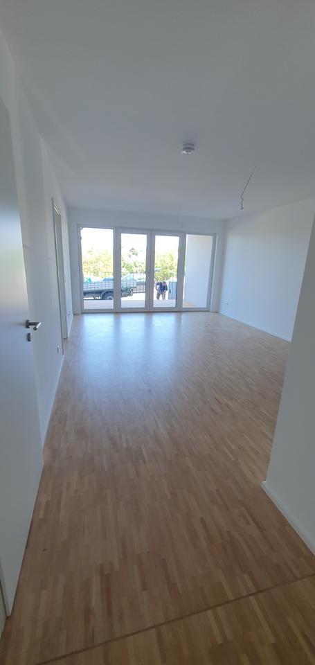 2-Zimmer Wohnung mit Loggia zimmer