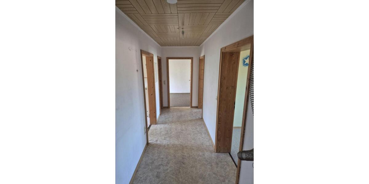 Etagenwohnung Ochsenfurt - 4 Zimmer, 82 m&sup2;, 199.000&euro; | Angebot:25321673