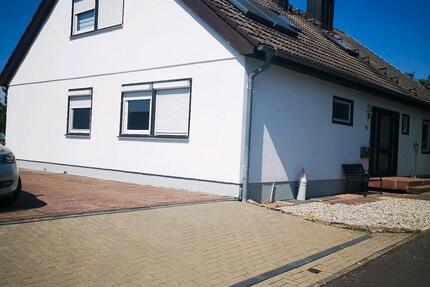 Grosszügige 4 Zimmer Wohnung in Waldbrunn ab sofort zu vermieten