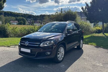 VW Tiguan 149.000 km 12.499 € Würzburg 97070