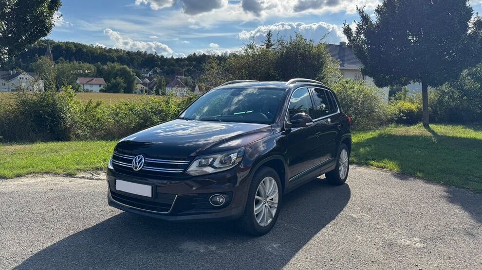 VW Tiguan 149.000 km 12.499 € Würzburg 97070