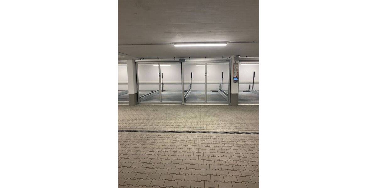 Stellplätze in zentraler Lage in Würzburg zimmer