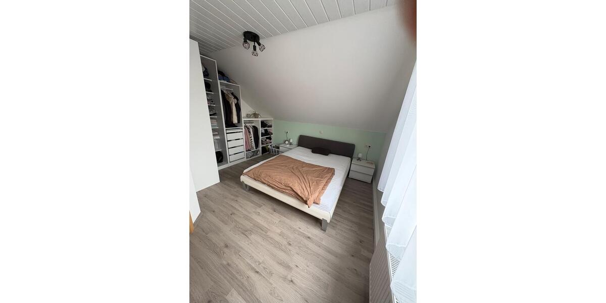Dachgeschoßwohnung Himmelstadt - 3 Zimmer, 70 m&sup2;, 625&euro; | Angebot:26301816