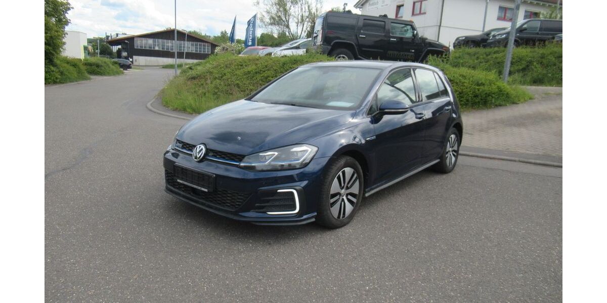 VW Golf 125.000 km 15.990 &euro; Tauberbischofsheim 97941