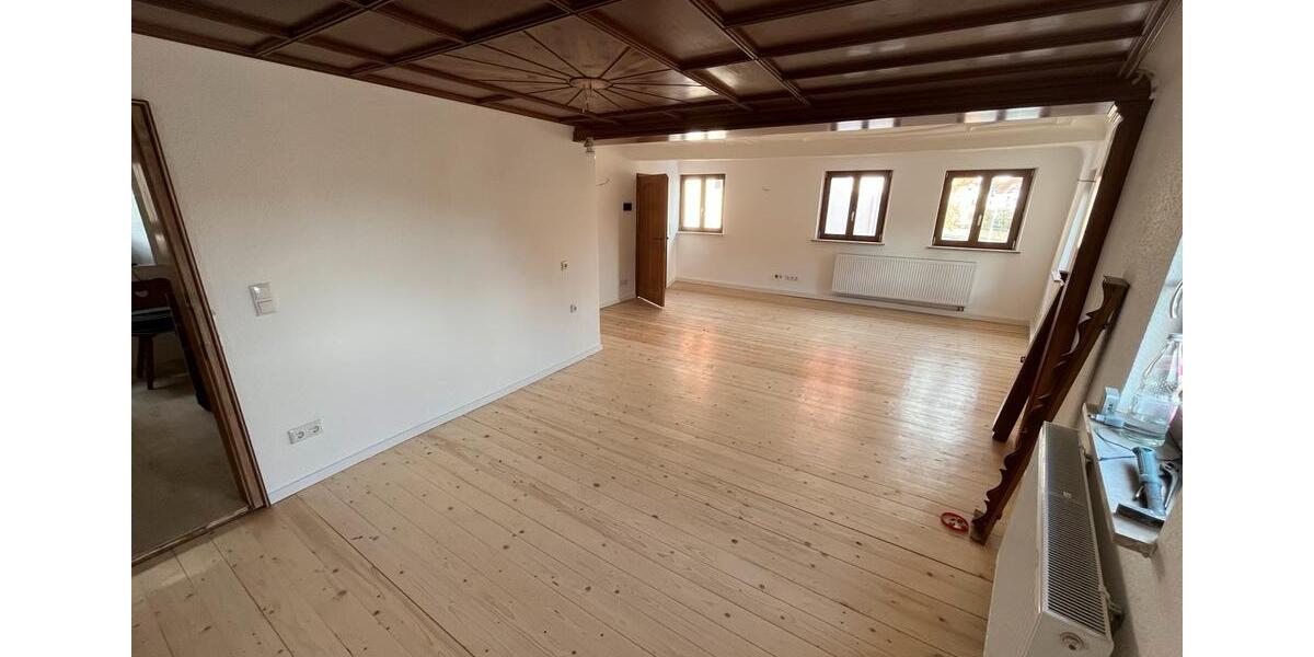 Einfamilienhaus Würzburg Lindleinsmühle - 4 Zimmer, 125 m&sup2;, 1.300&euro; | Angebot:25046982