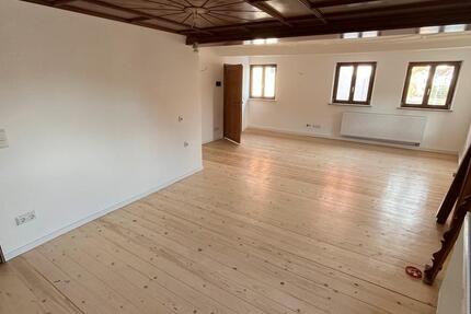 Haus Würzburg Lindleinsmühle - 4 Zimmer, 125 m&sup2;, 1.300&euro; | Angebot:25046982