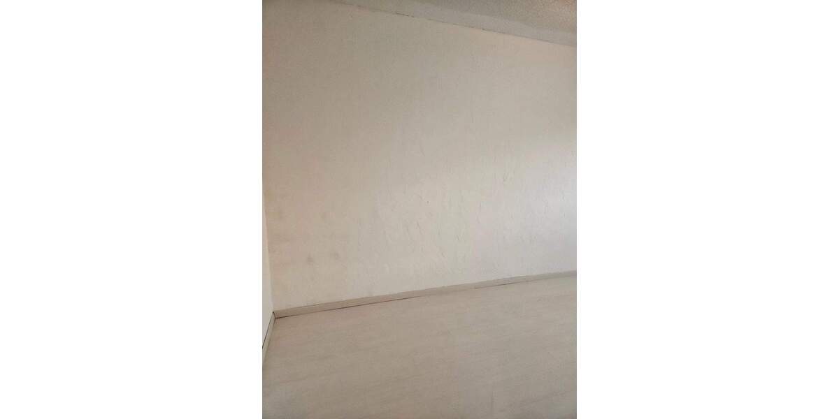 Etagenwohnung Höchberg - 3 Zimmer, 69 m&sup2;, 210.000&euro; | Angebot:24811986