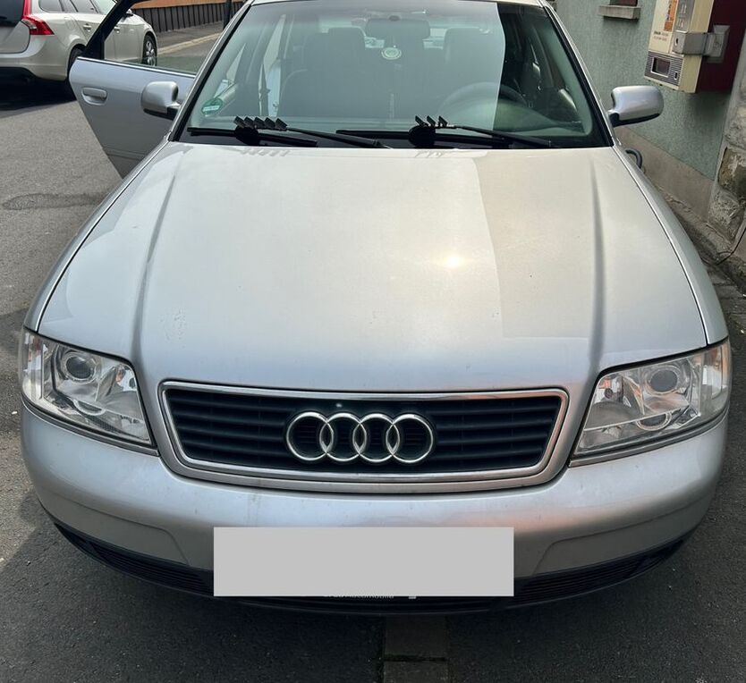 Audi A6 137.000 km 2.300 € Kitzingen 97318