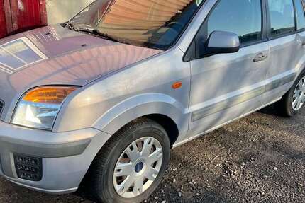 Ford Fusion 157.000 km 1.300 &euro; Gerbrunn 97218