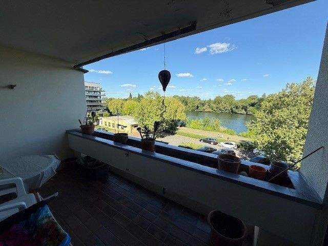 Gemütliche 2-Zi.-Wohnung am Main mit fantastischem Ausblick 2 zimmer