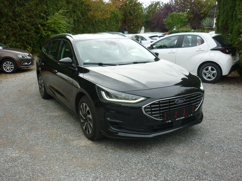 Ford Focus 31.000 km 17.990 € Estenfeld bei Würzburg 97230