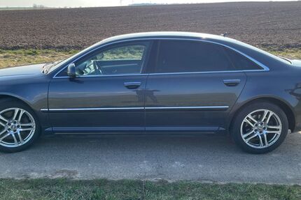 Audi A8 161.000 km 6.000 &euro; Willanzheim 97348