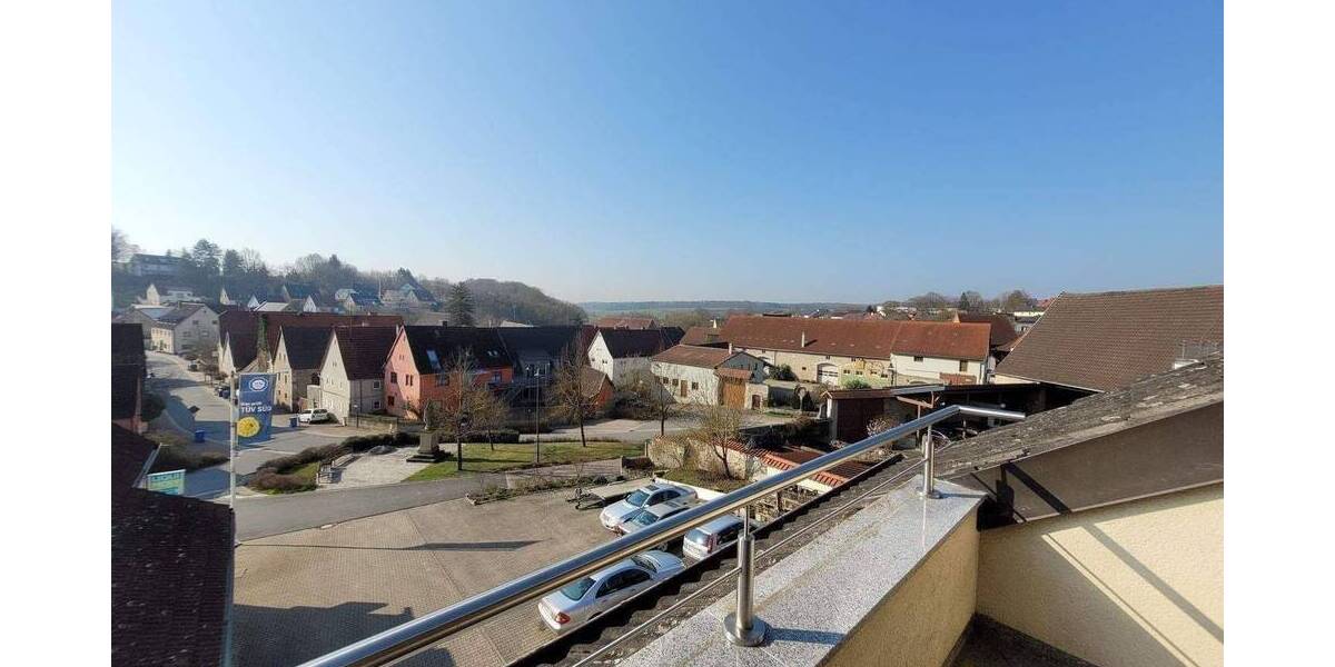 Etagenwohnung Kirchheim - 4 Zimmer, 130 m&sup2;, 980&euro; | Angebot:26920026