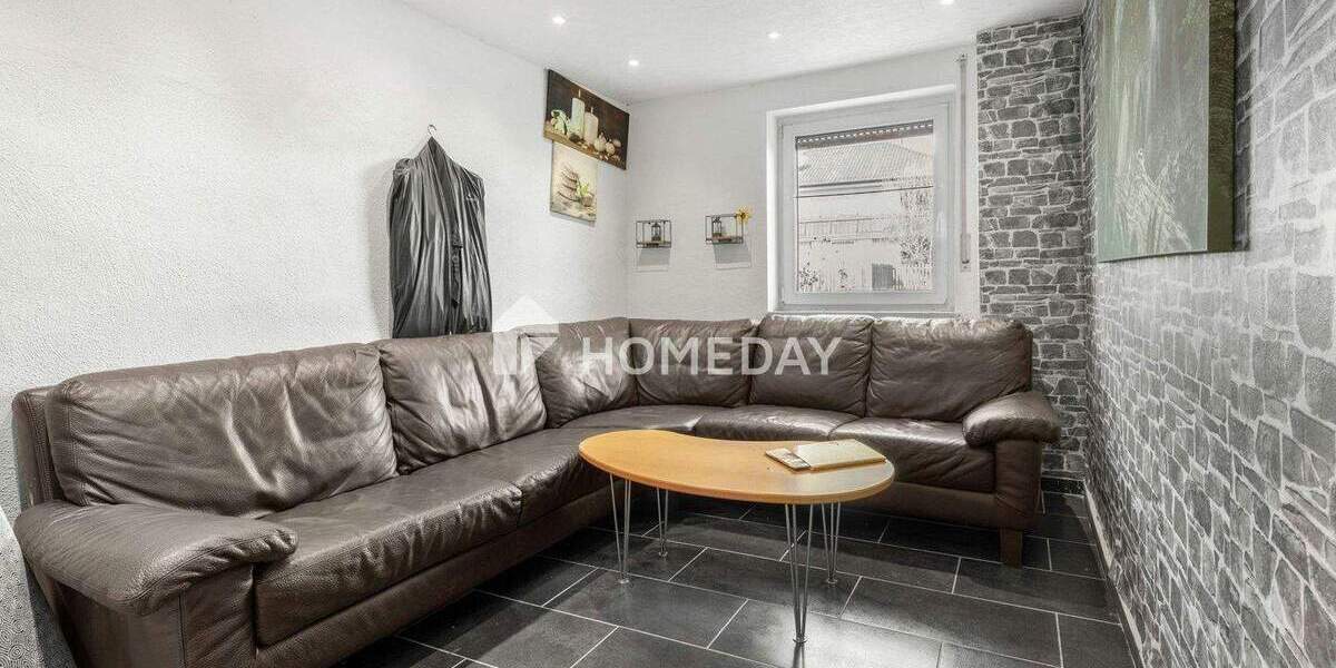 Einfamilienhaus Volkach Gaibach - 7 Zimmer, 230 m&sup2;, 332.000&euro; | Angebot:25689191