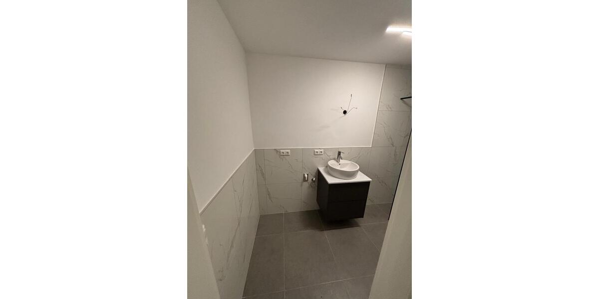 Etagenwohnung Werneck - 3 Zimmer, 75 m&sup2;, 780&euro; | Angebot:24946654