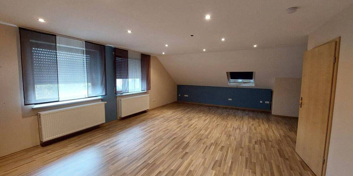 Doppelhaushälfte Kleinrinderfeld - 7 Zimmer, 234 m&sup2;, 448.000&euro; | Angebot:26043279