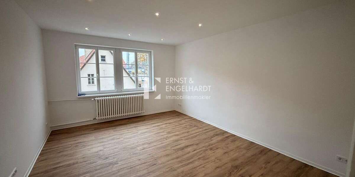 Wohnung zum Mieten in Kitzingen 990 € 90.07 m² 2 zimmer