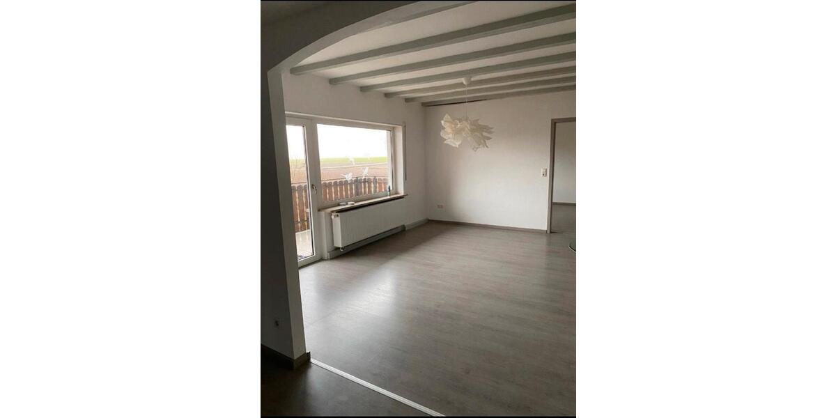 Mehrfamilienhaus, Wohnhaus Geroldshausen - 7 Zimmer, 170 m&sup2;, 490.000&euro; | Angebot:26325040