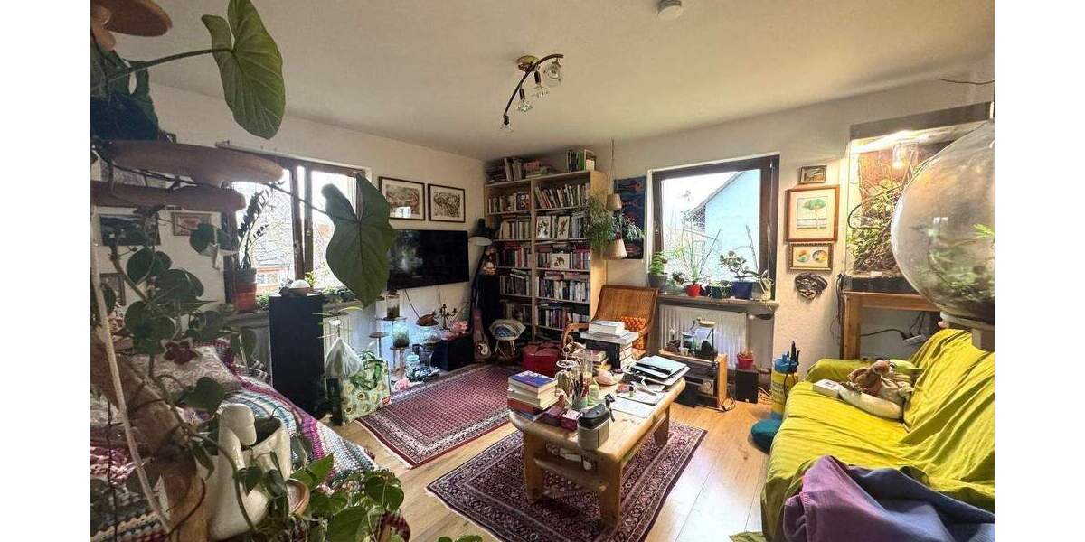 Mehrfamilienhaus, Wohnhaus Würzburg Rottenbauer - 6 Zimmer, 120 m&sup2;, 419.000&euro; | Angebot:26015072