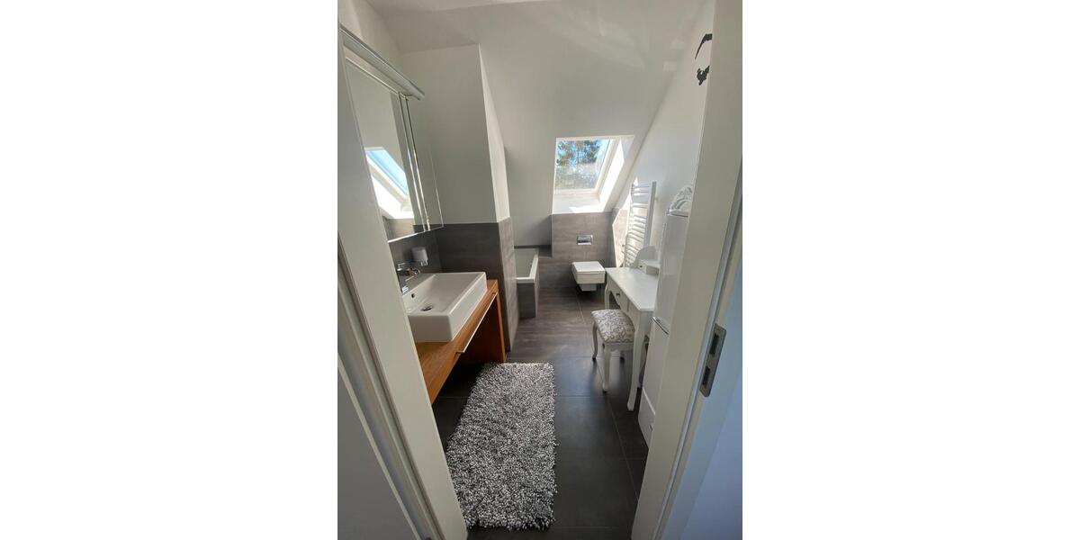 Dachgeschoßwohnung Würzburg Frauenland - 1 Zimmer, 50 m&sup2;, 950&euro; | Angebot:26284502