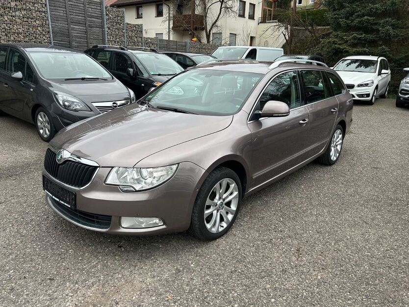 Skoda Superb 215.050 km 6.500 € Höchberg 97204