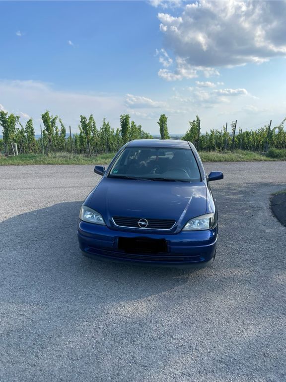 Opel Astra 147.000 km 1.400 € Kitzingen 97318
