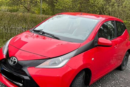 Toyota Aygo (X) 129.000 km 5.499 &euro; Marktheidenfeld 97828