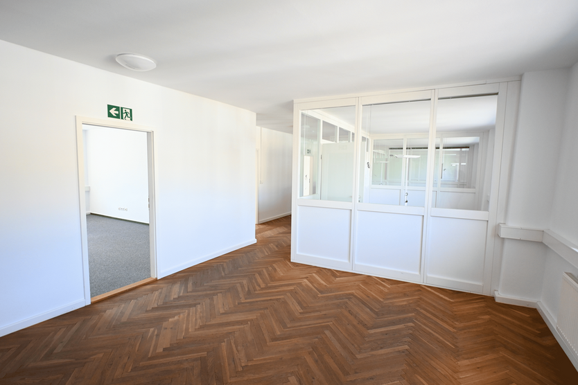 Büro in Würzburg 3.450 € 352 m²