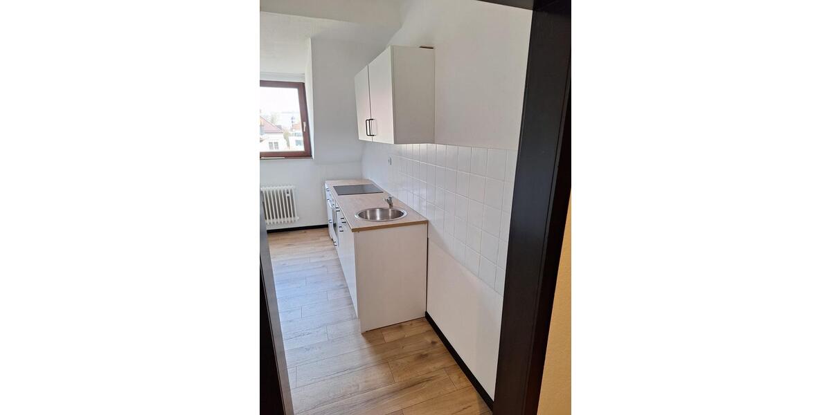 Dachgeschoßwohnung Würzburg Steinbachtal - 2 Zimmer, 62 m&sup2;, 850&euro; | Angebot:25303486