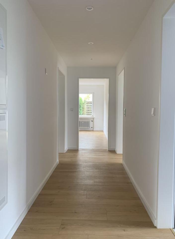 Sanierte Wohnung im EG mit Privatgarten zu vermieten (WG möglich)