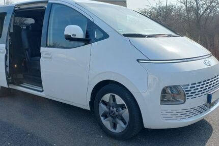 Hyundai STARIA 58.700 km 37.850 &euro; Grafenrheinfeld 97506