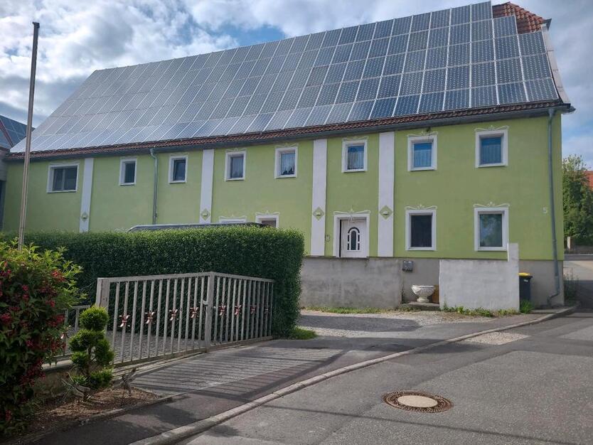 Verkaufe 2 Generatzionen Haus