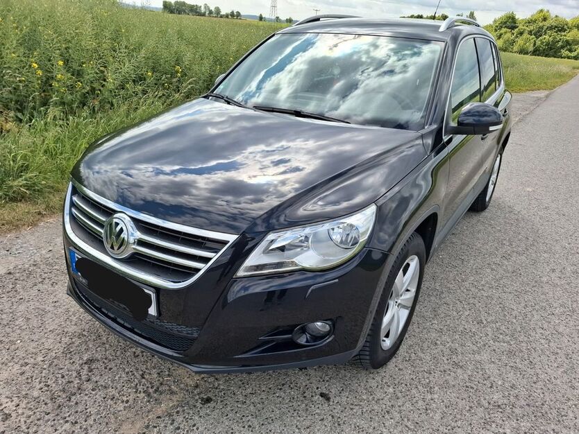 VW Tiguan 49.750 km 8.400 € Wertheim 97877