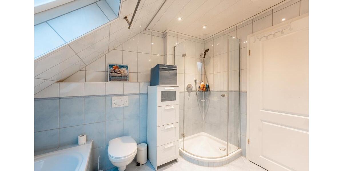 Dachgeschoßwohnung Albertshofen - 4.5 Zimmer, 160 m&sup2;, 1.280&euro; | Angebot:26442379
