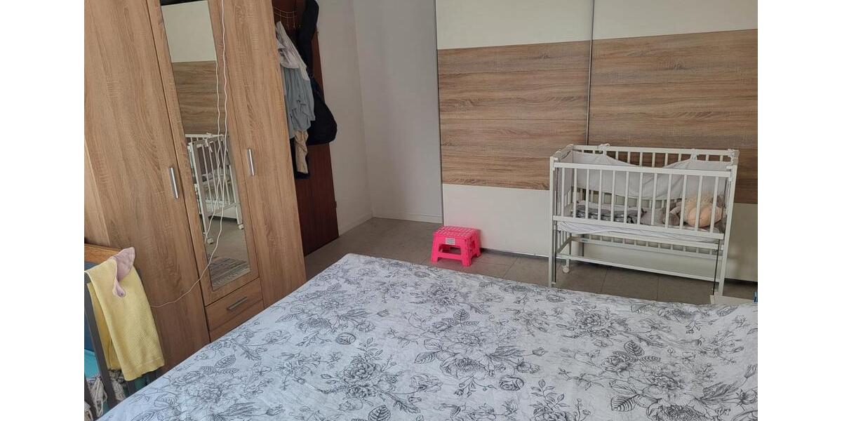Etagenwohnung Höchberg - 3 Zimmer, 89 m&sup2;, 1.280&euro; | Angebot:26123357