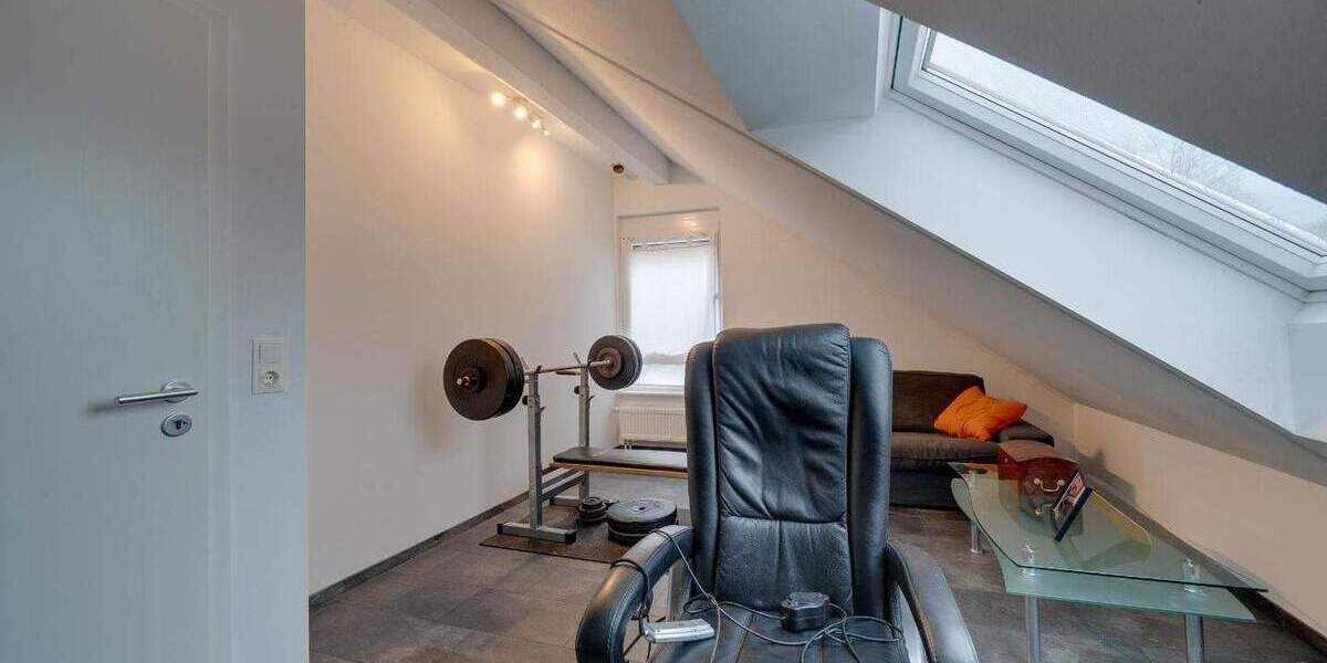 Mehrfamilienhaus, Wohnhaus Zell am Main - 5 Zimmer, 145 m&sup2;, 599.000&euro; | Angebot:25747371