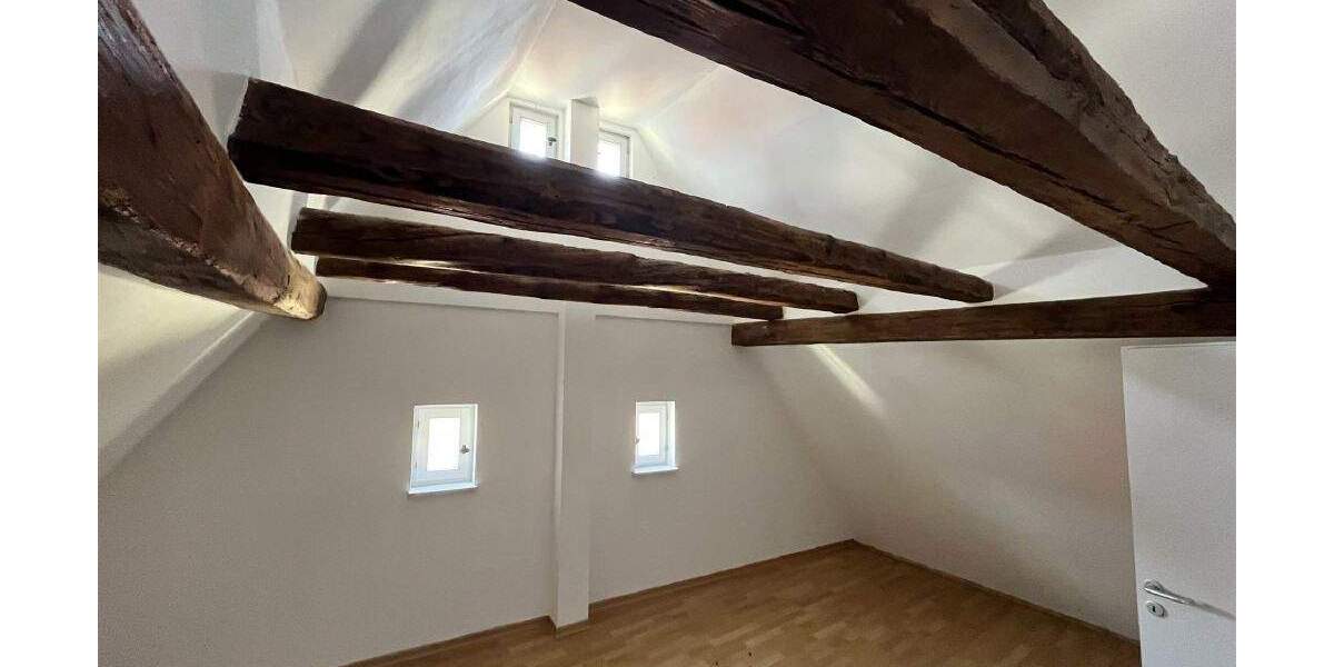 Mehrfamilienhaus, Wohnhaus Grünsfeld - 7 Zimmer, 360.000&euro; | Angebot:25706832