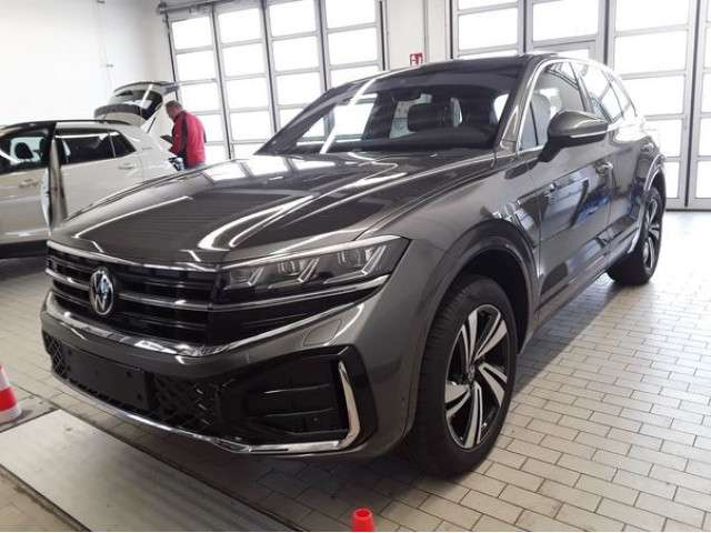 VW Touareg 32.366 km 62.430 € Karlstadt 97753