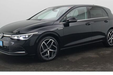 VW Golf 83.500 km 24.220 &euro; Würzburg 97076