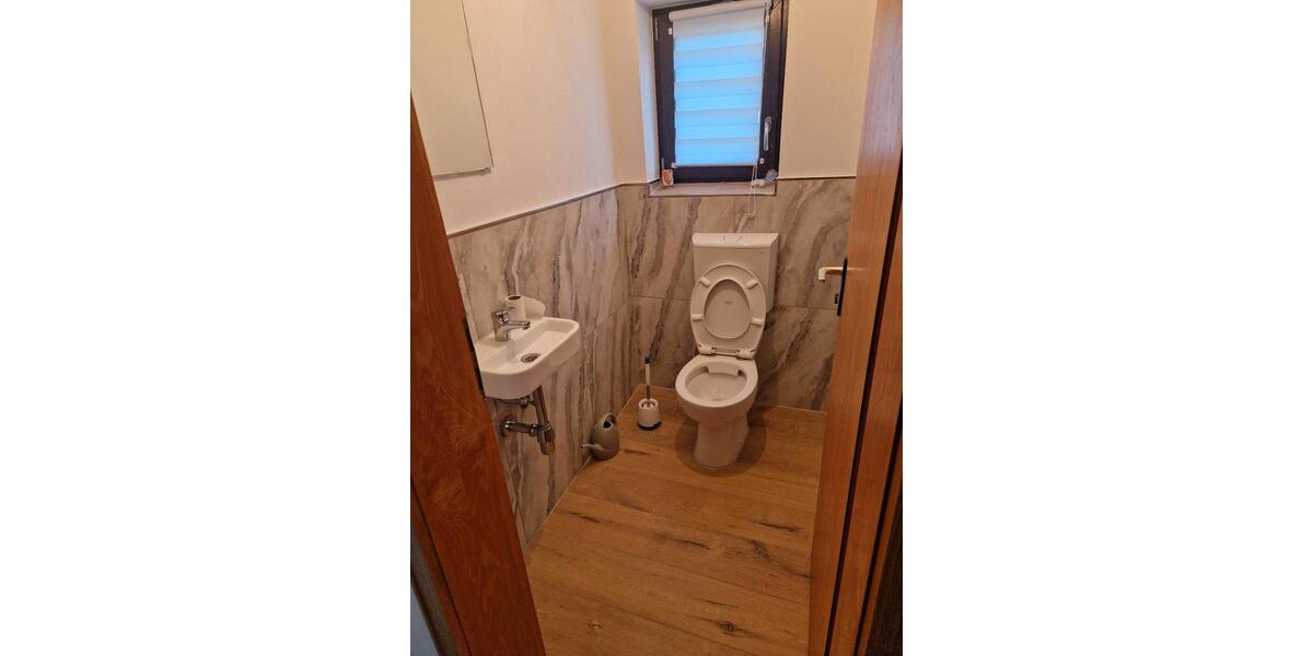 Etagenwohnung Kitzingen - 3 Zimmer, 104 m&sup2;, 980&euro; | Angebot:26689380