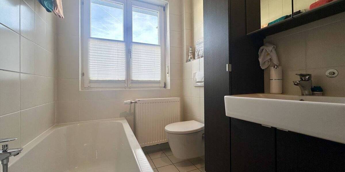 Etagenwohnung Zell am Main - 4 Zimmer, 105 m&sup2;, 350.000&euro; | Angebot:26438132