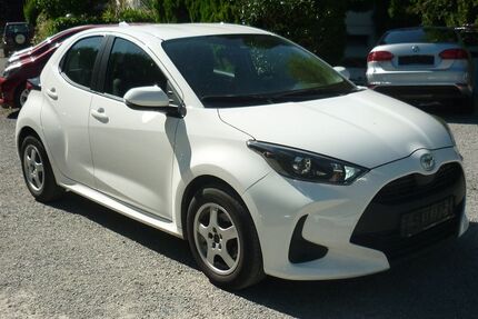Toyota Yaris 38.667 km 14.500 &euro; Estenfeld bei Würzburg 97230