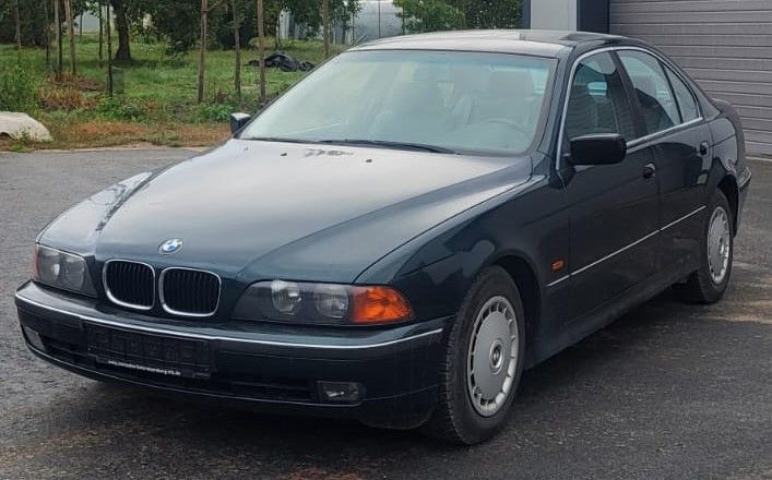 BMW 520 236.000 km 2.800 € Wiesentheid 97353